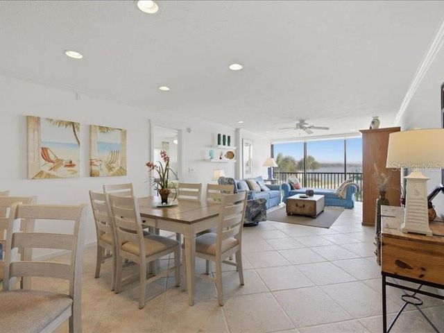 8911 MIDNIGHT PASS ROAD 208, Sarasota, FL 34242