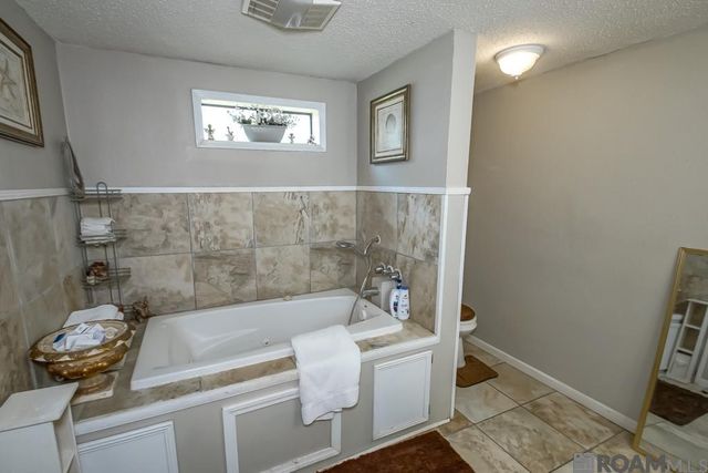 508 Eucalyptus St, Port Allen, LA 70767