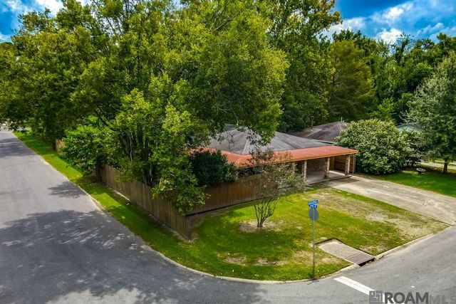 508 Eucalyptus St, Port Allen, LA 70767