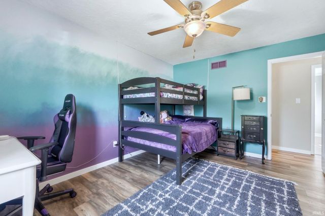 2221 Hunters Cove, Fort Wayne, IN 46804