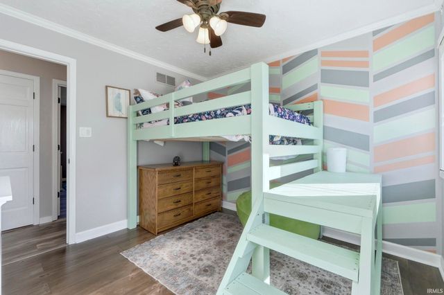 2221 Hunters Cove, Fort Wayne, IN 46804