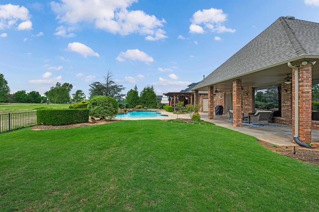 400 Heritage Boulevard, Edmond, OK 73025