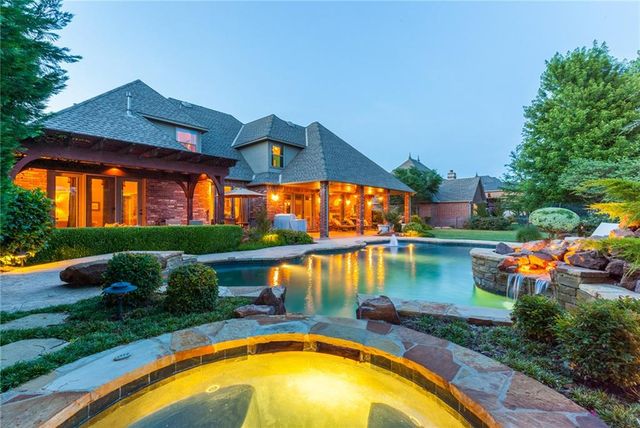 400 Heritage Boulevard, Edmond, OK 73025