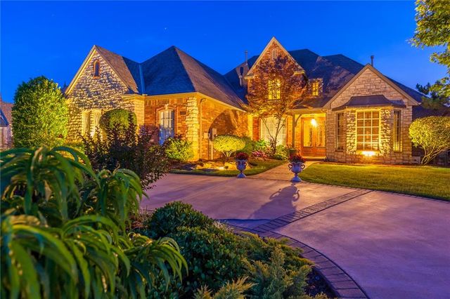 400 Heritage Boulevard, Edmond, OK 73025