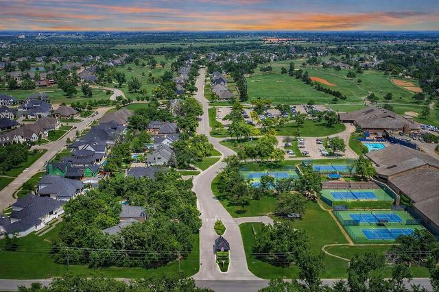 400 Heritage Boulevard, Edmond, OK 73025