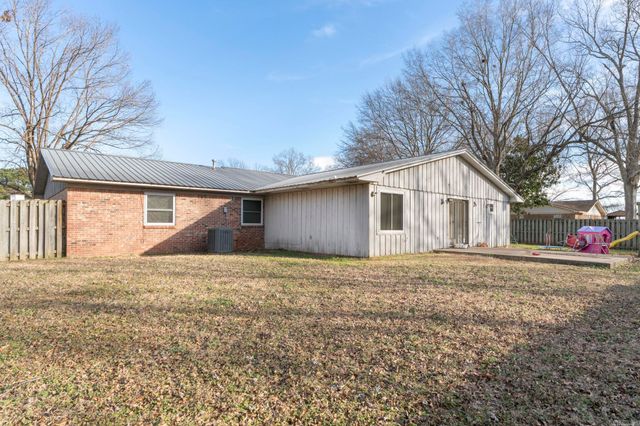 68 Eastwood Drive, Carlisle, AR 72024