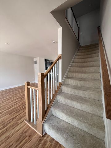 8795 KENSINGTON CHURCH ST, Manassas, VA 20112