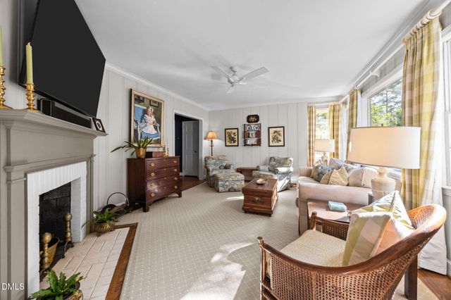 809 Lake Boone Trail, Raleigh, NC 27607