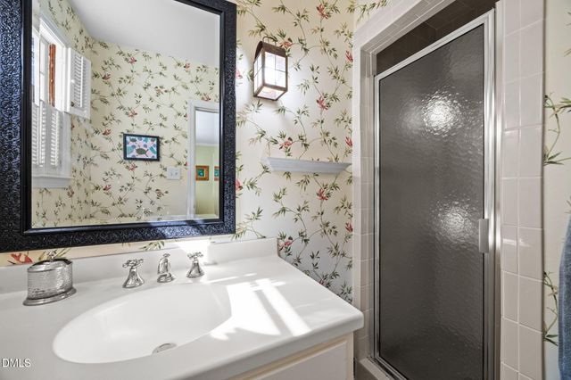 809 Lake Boone Trail, Raleigh, NC 27607