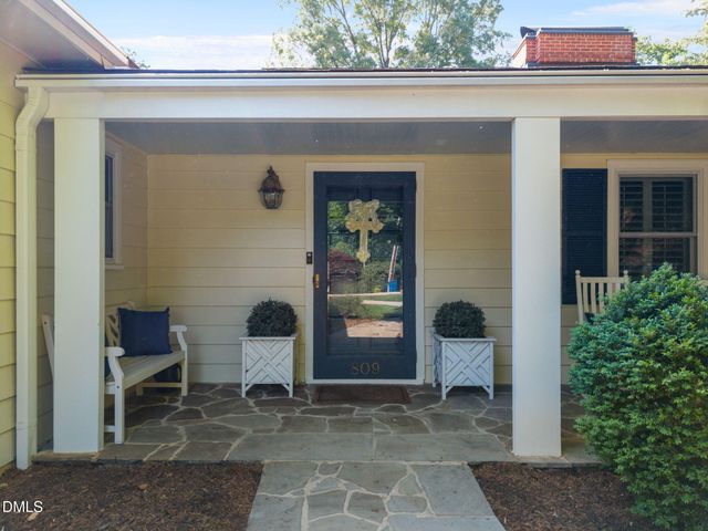 809 Lake Boone Trail, Raleigh, NC 27607
