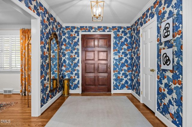 809 Lake Boone Trail, Raleigh, NC 27607