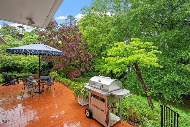 809 Lake Boone Trail, Raleigh, NC 27607