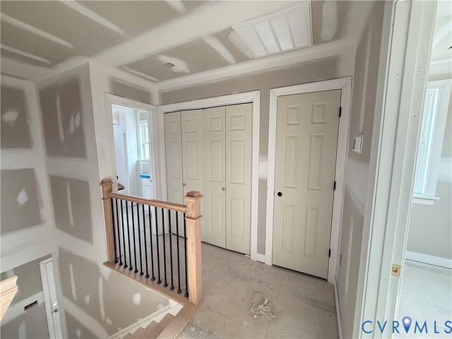 7957 Pennsylvania Ave, West Point, VA 23181