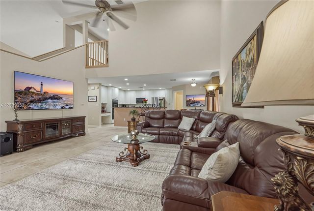 13875 NW 20th Street, Pembroke Pines, FL 33028
