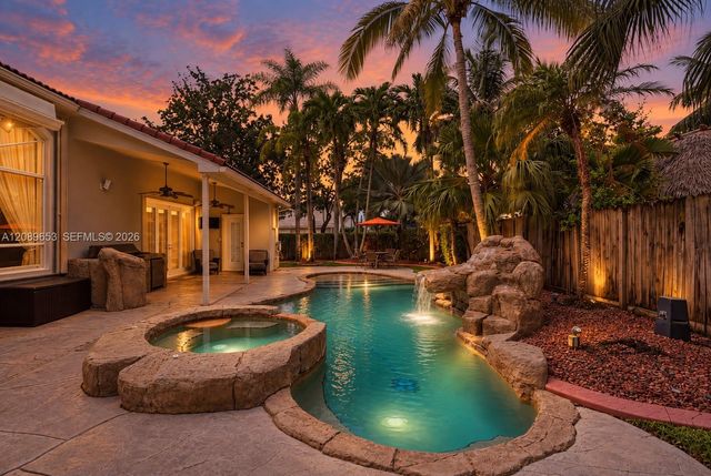 13875 NW 20th Street, Pembroke Pines, FL 33028