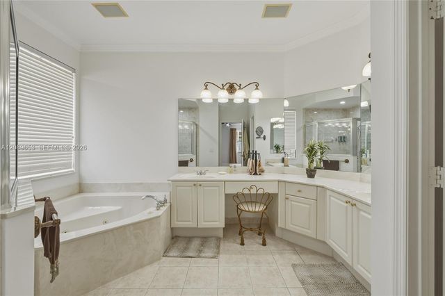 13875 NW 20th Street, Pembroke Pines, FL 33028