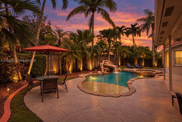 13875 NW 20th Street, Pembroke Pines, FL 33028