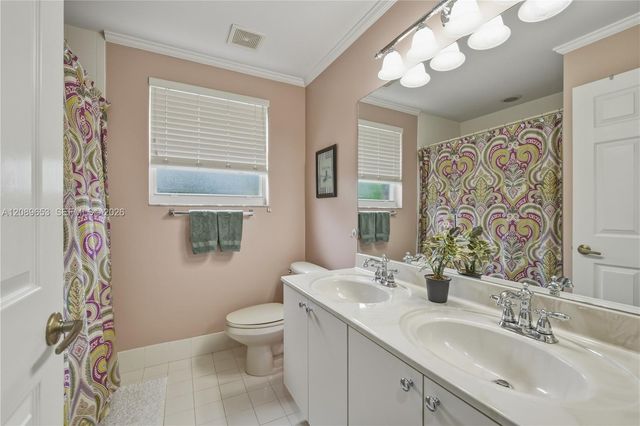 13875 NW 20th Street, Pembroke Pines, FL 33028