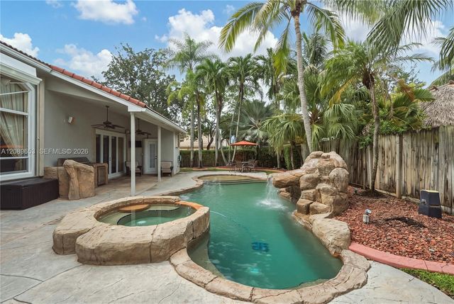 13875 NW 20th Street, Pembroke Pines, FL 33028