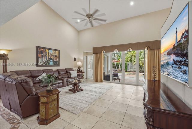 13875 NW 20th Street, Pembroke Pines, FL 33028