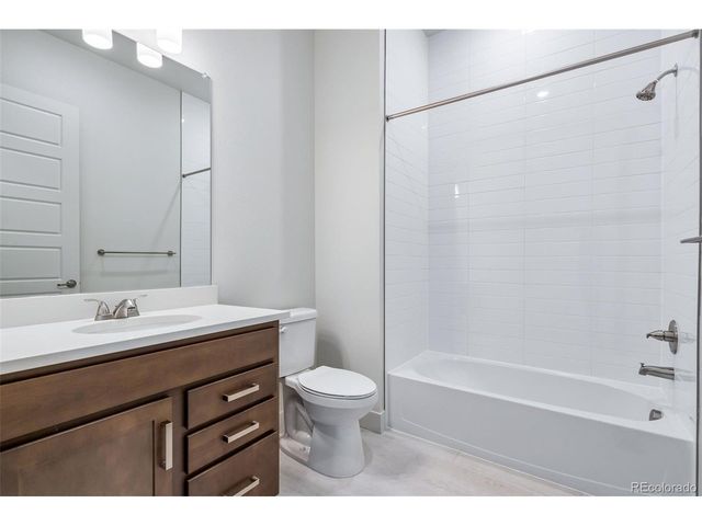 2978 Fleet Dr 2, Fort Collins, CO 80524
