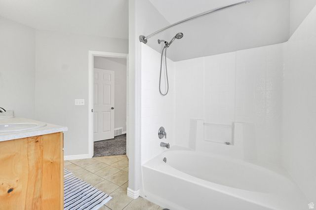 1764 W 5050 S, Roy, UT 84067