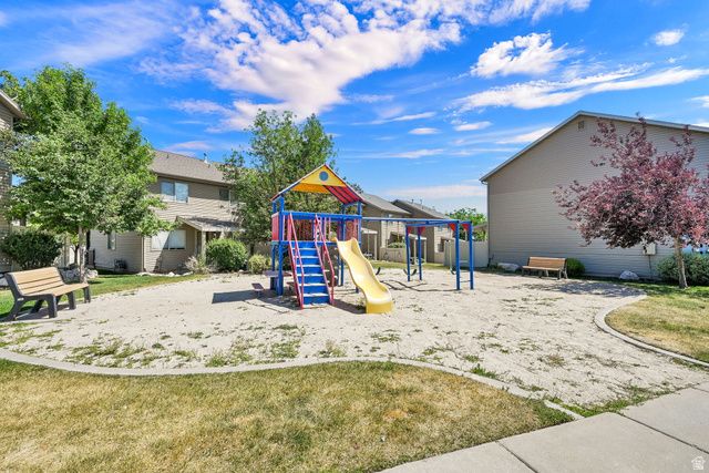 1764 W 5050 S, Roy, UT 84067