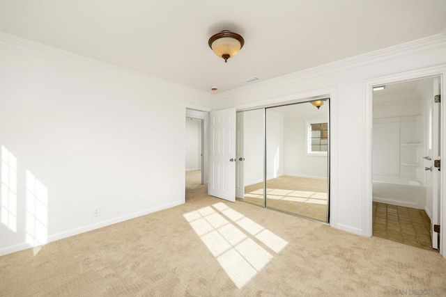 3740 La Colusa Dr, San Marcos, CA 92078