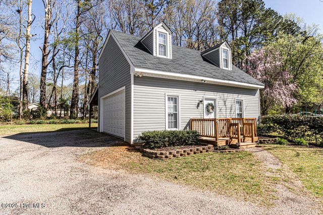2615 Horseshoe Drive, Rocky Mount, NC 27804