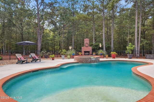 10 Ashkirk Drive, Pinehurst, NC 28374