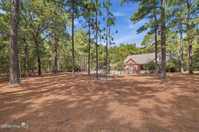 10 Ashkirk Drive, Pinehurst, NC 28374