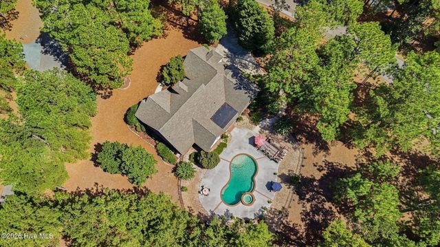 10 Ashkirk Drive, Pinehurst, NC 28374
