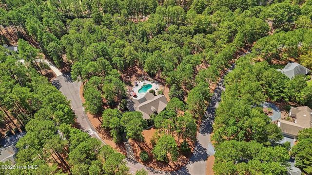 10 Ashkirk Drive, Pinehurst, NC 28374