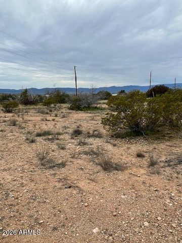 4895 E LAVIN Lane 243, Rimrock, AZ 86335