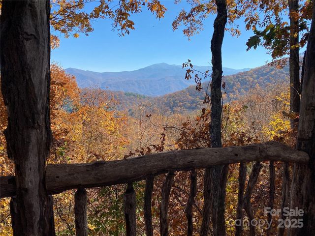 220 Stoney Falls Loop 1 B2, Burnsville, NC 28714
