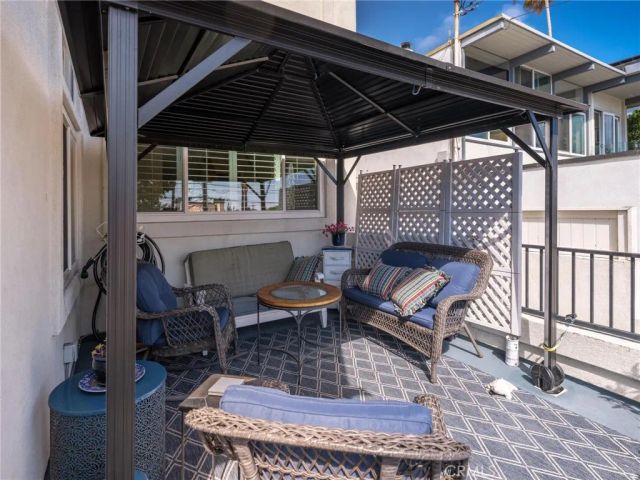 520 N Guadalupe Avenue A, Redondo Beach, CA 90277