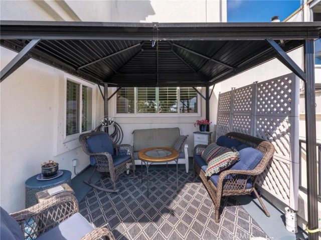 520 N Guadalupe Avenue A, Redondo Beach, CA 90277