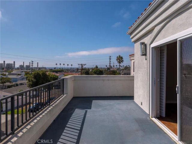 520 N Guadalupe Avenue A, Redondo Beach, CA 90277