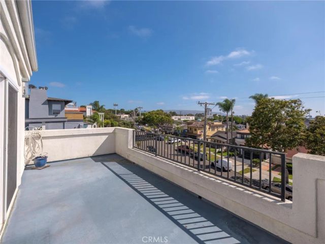 520 N Guadalupe Avenue A, Redondo Beach, CA 90277
