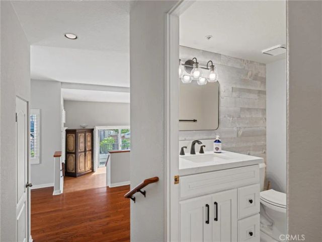 520 N Guadalupe Avenue A, Redondo Beach, CA 90277
