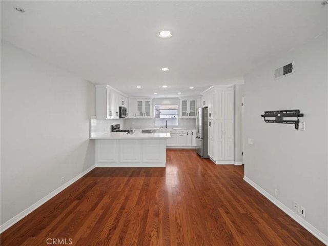 520 N Guadalupe Avenue A, Redondo Beach, CA 90277