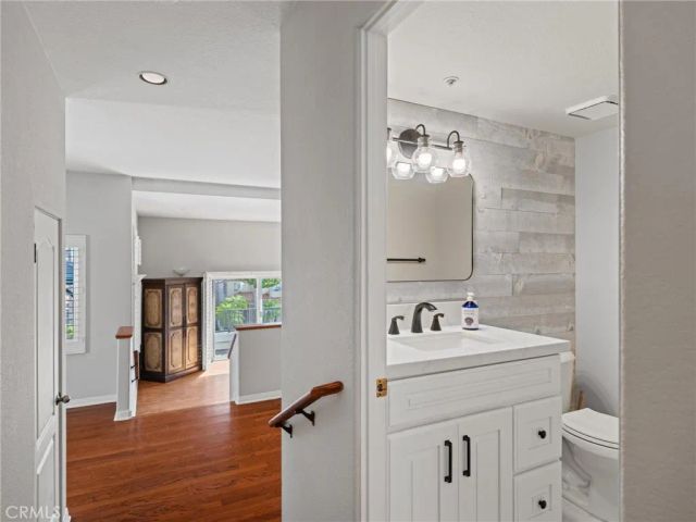 520 N Guadalupe Avenue A, Redondo Beach, CA 90277