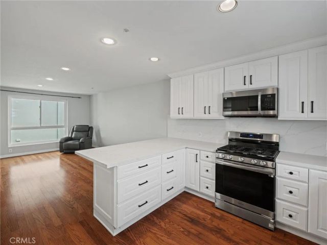 520 N Guadalupe Avenue A, Redondo Beach, CA 90277