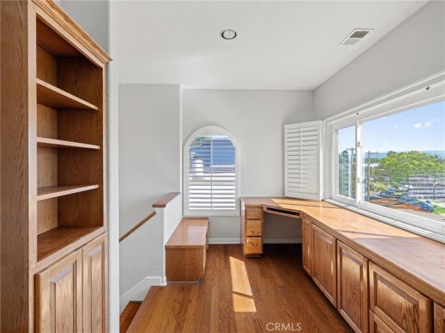 520 N Guadalupe Avenue A, Redondo Beach, CA 90277