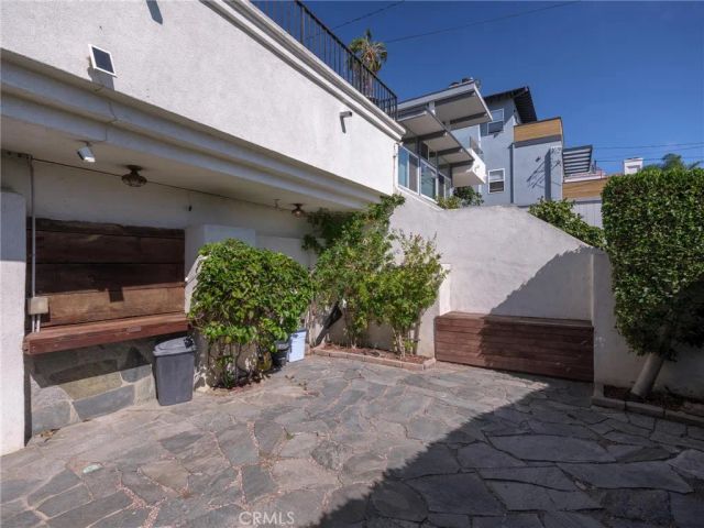520 N Guadalupe Avenue A, Redondo Beach, CA 90277