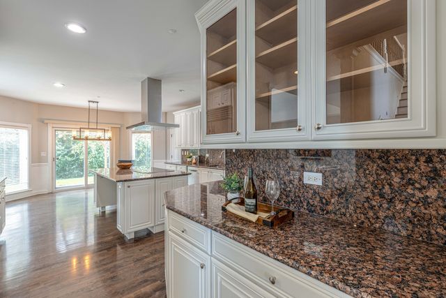 4402 Heritage Lane, Long Grove, IL 60047
