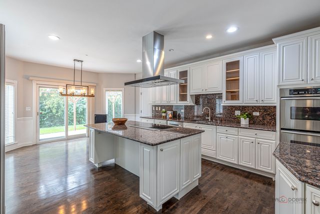 4402 Heritage Lane, Long Grove, IL 60047