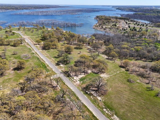 710 Waters Way, Dodd City, TX 75438