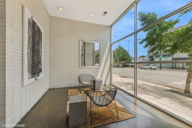 2800 W NORTH Avenue 502, Chicago, IL 60647