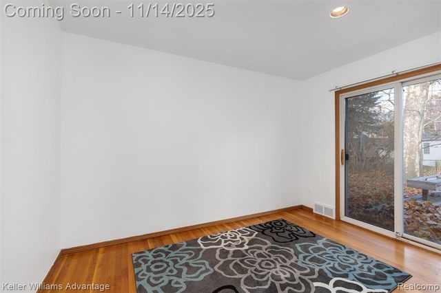 32080 Delaware Street, Livonia, MI 48150